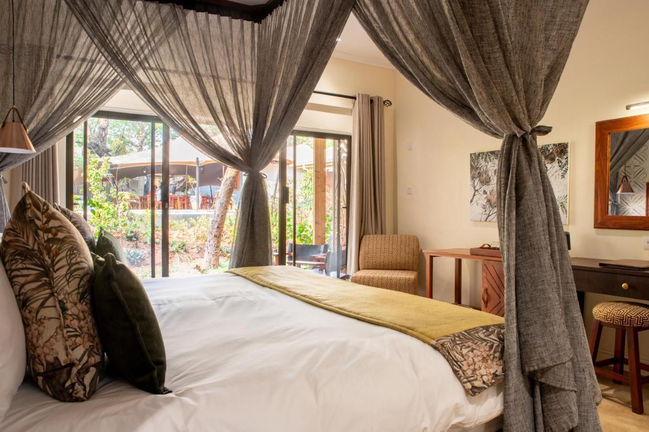 Shongwe Oasis Hotel วิกตอเรียฟอลส์ ภายนอก รูปภาพ