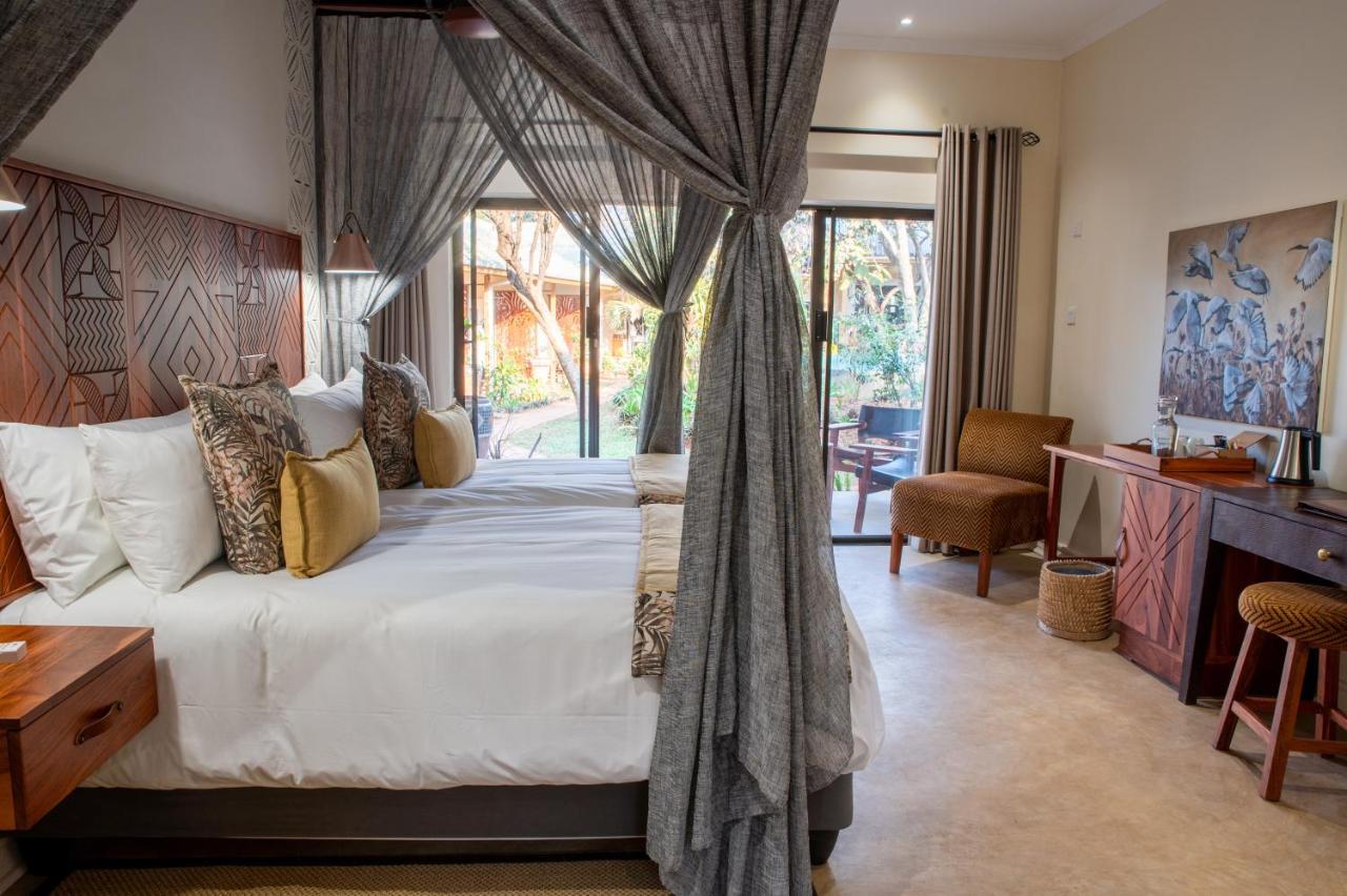 Shongwe Oasis Hotel วิกตอเรียฟอลส์ ภายนอก รูปภาพ